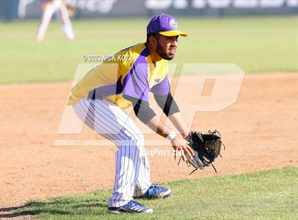 Thumbnail 3 in Lynwood vs. Paramount photogallery.