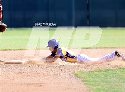 Thumbnail 3 in Lynwood vs. Paramount photogallery.
