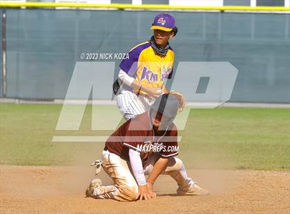 Thumbnail 3 in Lynwood vs. Paramount photogallery.