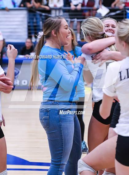 Thumbnail 1 in Lindsay vs. Crawford (UIL 2A Region 2 Final) photogallery.