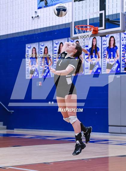 Thumbnail 1 in Lindsay vs. Crawford (UIL 2A Region 2 Final) photogallery.