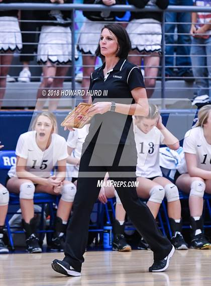 Thumbnail 3 in Lindsay vs. Crawford (UIL 2A Region 2 Final) photogallery.