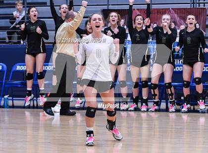Thumbnail 2 in Lindsay vs. Crawford (UIL 2A Region 2 Final) photogallery.