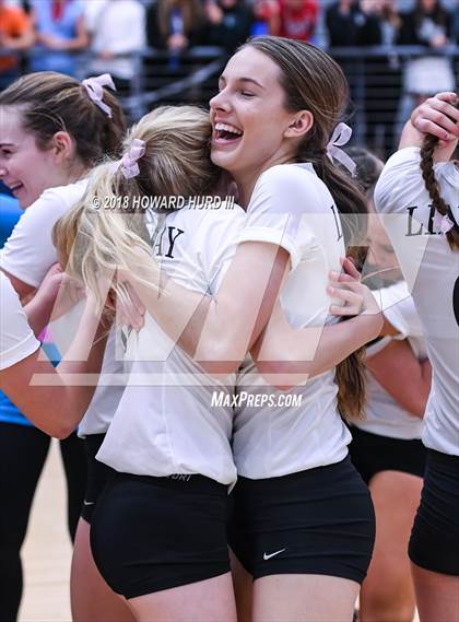Thumbnail 3 in Lindsay vs. Crawford (UIL 2A Region 2 Final) photogallery.