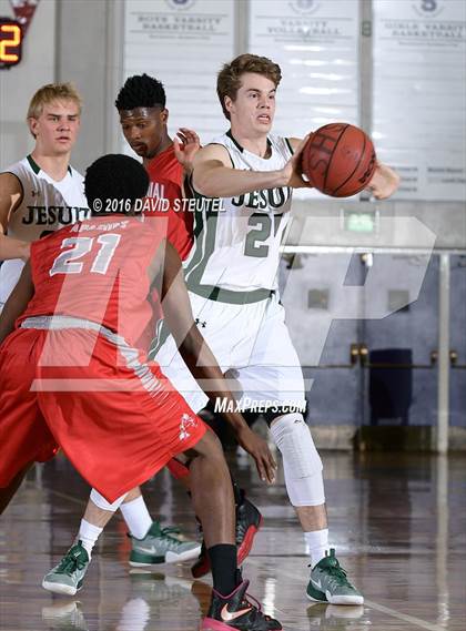 Thumbnail 2 in Centennial vs. Strake Jesuit (St. Hope Elite Classic) photogallery.