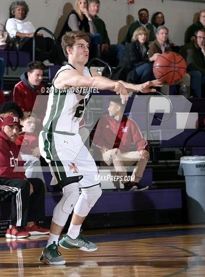 Thumbnail 2 in Centennial vs. Strake Jesuit (St. Hope Elite Classic) photogallery.