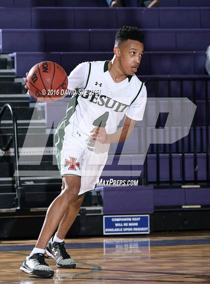 Thumbnail 1 in Centennial vs. Strake Jesuit (St. Hope Elite Classic) photogallery.