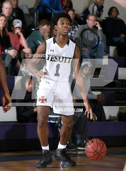 Thumbnail 3 in Centennial vs. Strake Jesuit (St. Hope Elite Classic) photogallery.