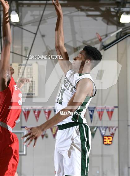 Thumbnail 1 in Centennial vs. Strake Jesuit (St. Hope Elite Classic) photogallery.