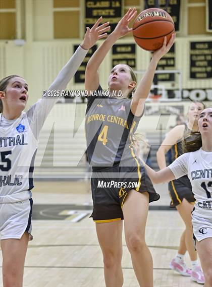 Thumbnail 3 in Monroe Central vs. Lafayette Central Catholic (IHSAA 2A Lapel Regional)  photogallery.