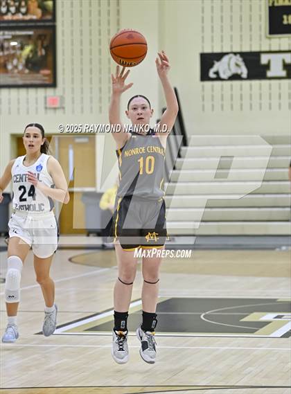 Thumbnail 3 in Monroe Central vs. Lafayette Central Catholic (IHSAA 2A Lapel Regional)  photogallery.