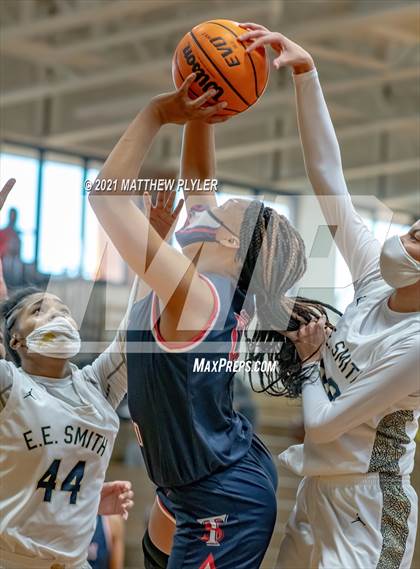 Thumbnail 2 in Terry Sanford @ E.E. Smith photogallery.