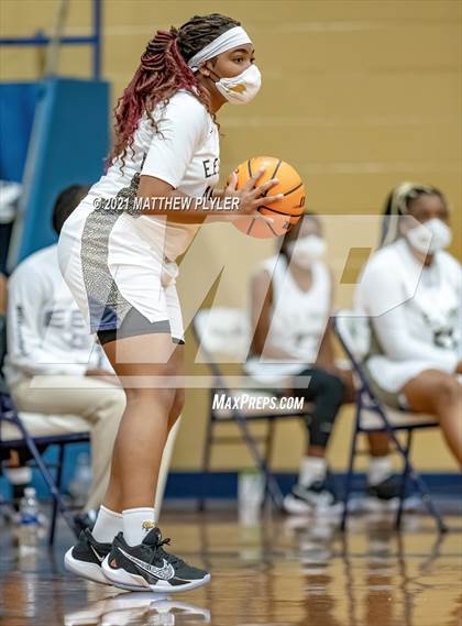 Thumbnail 1 in Terry Sanford @ E.E. Smith photogallery.