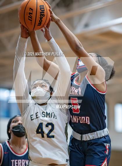 Thumbnail 1 in Terry Sanford @ E.E. Smith photogallery.
