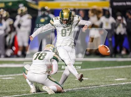 Thumbnail 2 in Collins Hill vs. Grayson (GHSA 7A Final) photogallery.