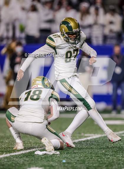 Thumbnail 1 in Collins Hill vs. Grayson (GHSA 7A Final) photogallery.