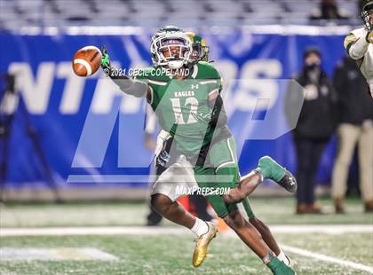 Thumbnail 3 in Collins Hill vs. Grayson (GHSA 7A Final) photogallery.