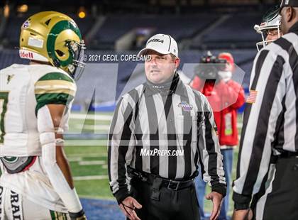 Thumbnail 3 in Collins Hill vs. Grayson (GHSA 7A Final) photogallery.
