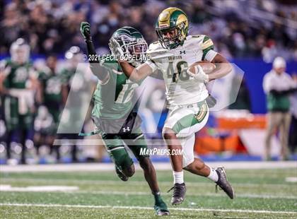 Thumbnail 2 in Collins Hill vs. Grayson (GHSA 7A Final) photogallery.