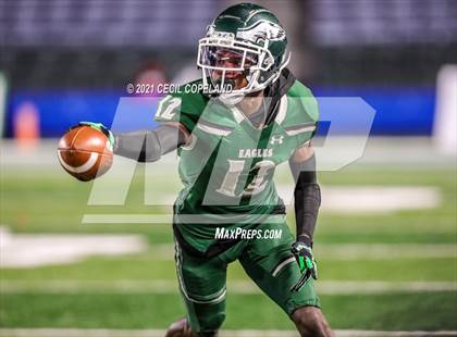 Thumbnail 2 in Collins Hill vs. Grayson (GHSA 7A Final) photogallery.