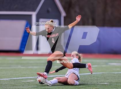 Thumbnail 1 in Wellesley vs Bishop Feehan (MIAA Division 1 Final) photogallery.