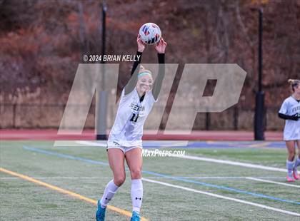 Thumbnail 3 in Wellesley vs Bishop Feehan (MIAA Division 1 Final) photogallery.
