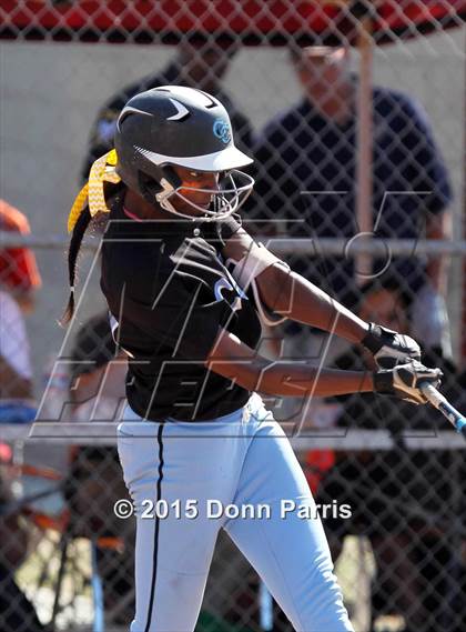 Thumbnail 1 in Carson vs. Chatsworth (CIF LA Section Division 1 Final) photogallery.