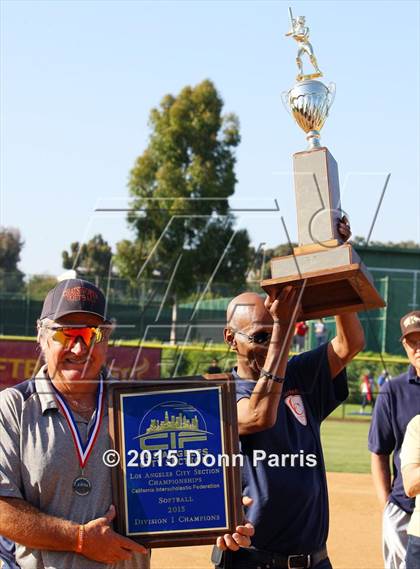 Thumbnail 2 in Carson vs. Chatsworth (CIF LA Section Division 1 Final) photogallery.
