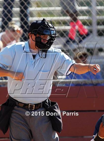 Thumbnail 1 in Carson vs. Chatsworth (CIF LA Section Division 1 Final) photogallery.
