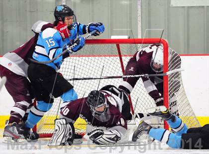 Thumbnail 3 in Suffern vs. Scarsdale (Section 1 Division 1 Final) photogallery.