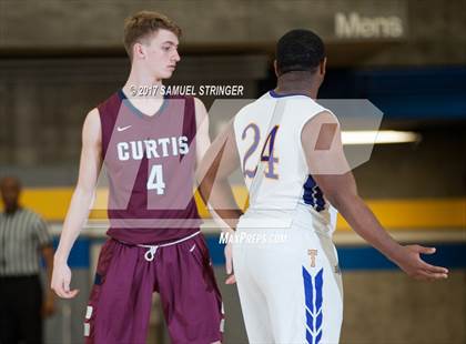 Thumbnail 3 in Oakland Tech vs. Curtis (Oakland Legends Classic) photogallery.