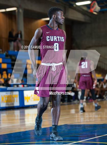 Thumbnail 2 in Oakland Tech vs. Curtis (Oakland Legends Classic) photogallery.