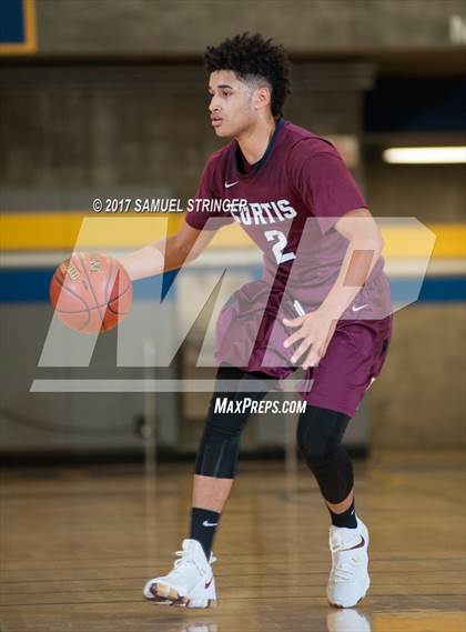 Thumbnail 2 in Oakland Tech vs. Curtis (Oakland Legends Classic) photogallery.