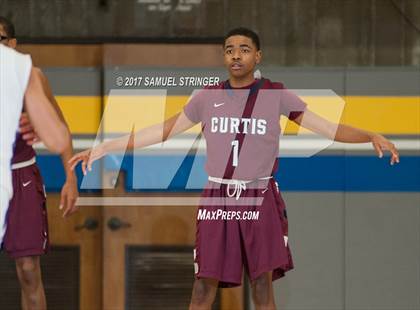 Thumbnail 2 in Oakland Tech vs. Curtis (Oakland Legends Classic) photogallery.