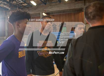 Thumbnail 1 in Oakland Tech vs. Curtis (Oakland Legends Classic) photogallery.
