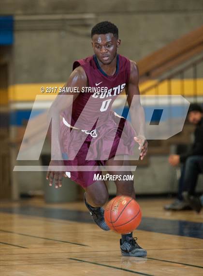 Thumbnail 2 in Oakland Tech vs. Curtis (Oakland Legends Classic) photogallery.
