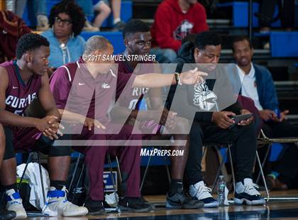 Thumbnail 2 in Oakland Tech vs. Curtis (Oakland Legends Classic) photogallery.