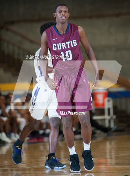 Thumbnail 3 in Oakland Tech vs. Curtis (Oakland Legends Classic) photogallery.
