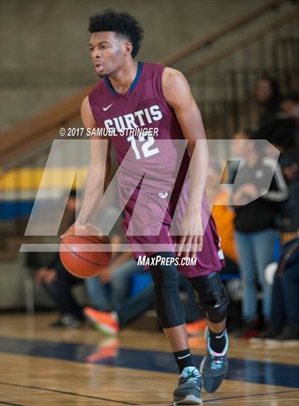 Thumbnail 3 in Oakland Tech vs. Curtis (Oakland Legends Classic) photogallery.