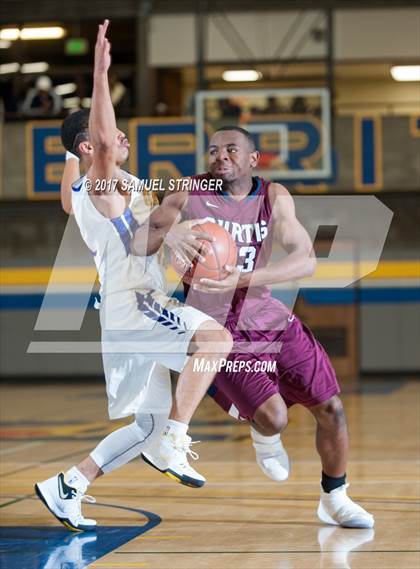 Thumbnail 1 in Oakland Tech vs. Curtis (Oakland Legends Classic) photogallery.