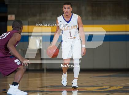 Thumbnail 1 in Oakland Tech vs. Curtis (Oakland Legends Classic) photogallery.