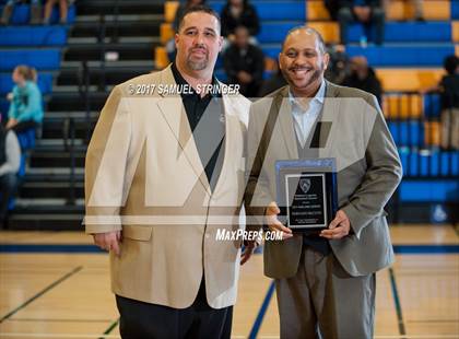 Thumbnail 2 in Oakland Tech vs. Curtis (Oakland Legends Classic) photogallery.