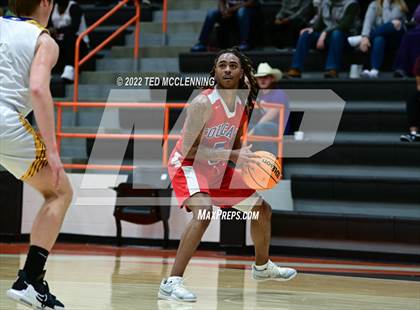 Thumbnail 2 in Central (West Helena) vs Mayflower (AAA 3A Regional first round) photogallery.