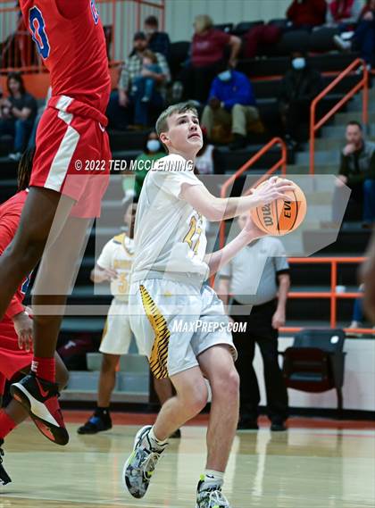 Thumbnail 3 in Central (West Helena) vs Mayflower (AAA 3A Regional first round) photogallery.