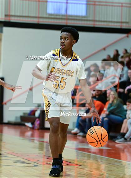 Thumbnail 2 in Central (West Helena) vs Mayflower (AAA 3A Regional first round) photogallery.
