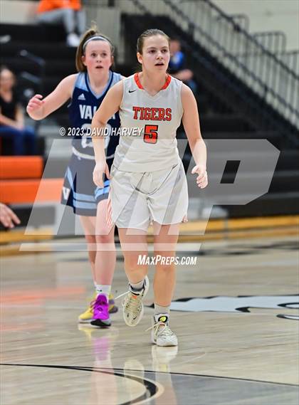 Thumbnail 1 in Valor Christian @ Lakewood photogallery.