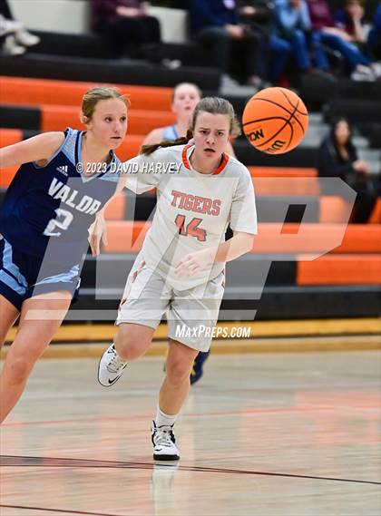 Thumbnail 3 in Fr: Valor Christian @ Lakewood photogallery.