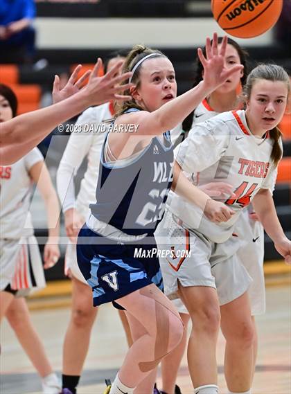 Thumbnail 2 in Valor Christian @ Lakewood photogallery.