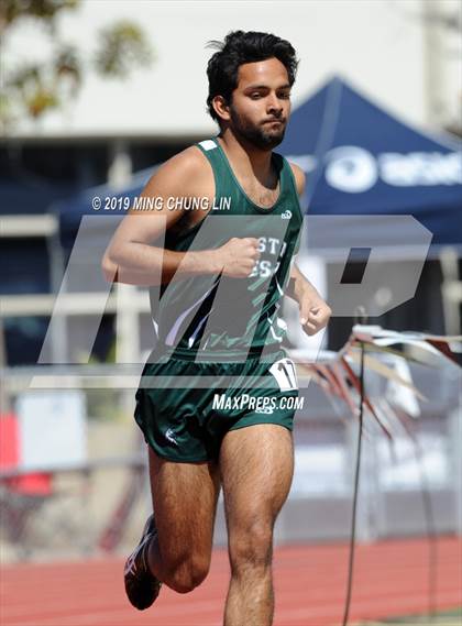 Thumbnail 1 in 50th Asics Laguna Beach Trophy Invitational (800 Meter Run) photogallery.