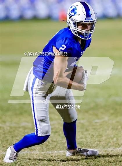 Thumbnail 1 in Stephenville @ Lampasas photogallery.
